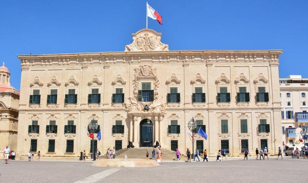 Exclusive Valletta Apartment With Historic Charm Exterior photo
