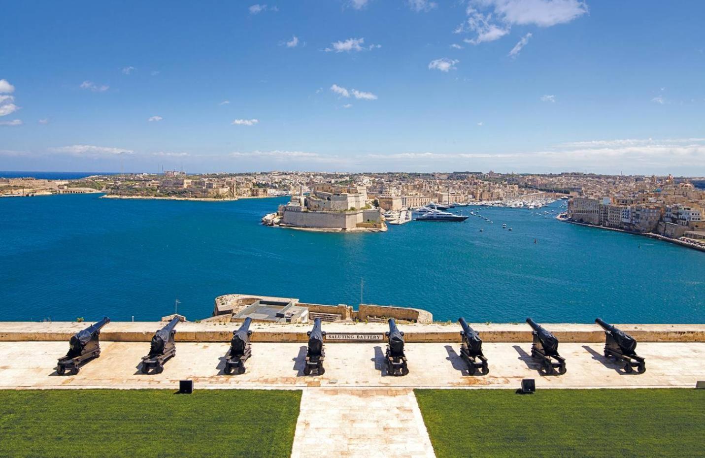 Exclusive Valletta Apartment With Historic Charm Exterior photo